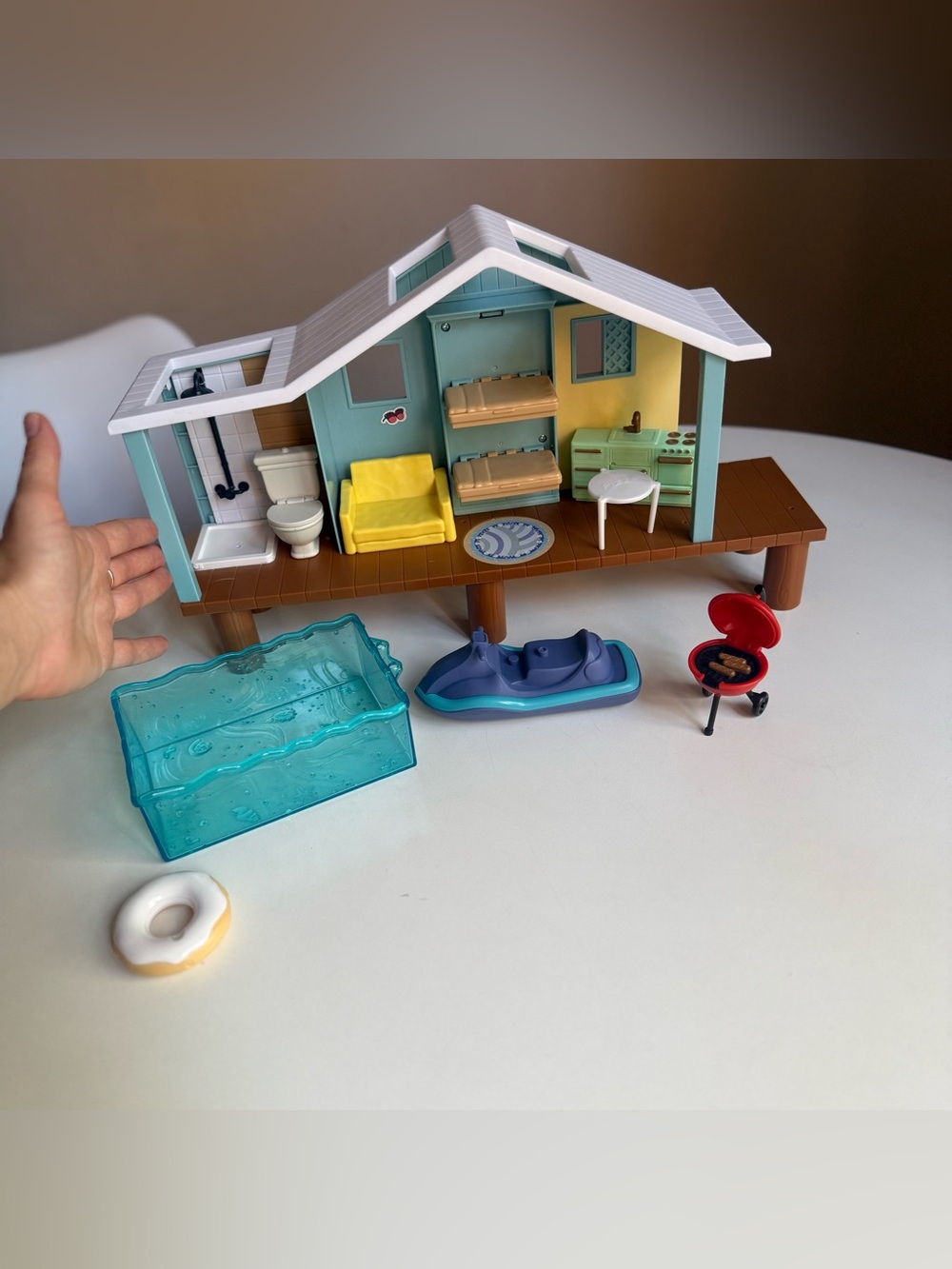 Toy Beach House Playset with Aqua Accessories
